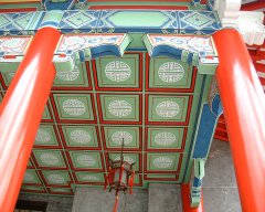 Auspicious ceiling pattern and a Chinese lantern