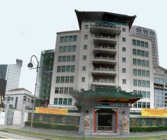 Paranomic view of the entire building (including upper floors)